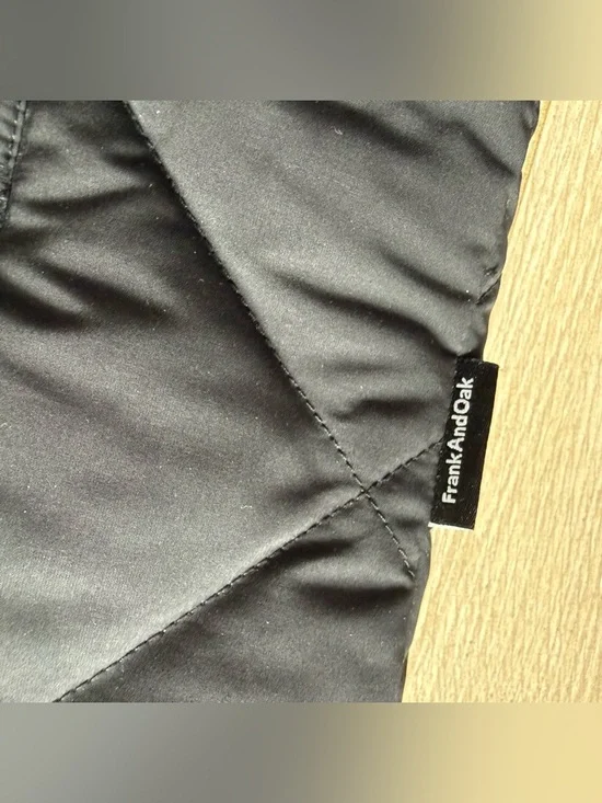 Frank & Oak Men's Skyline Reversible Hooded Quilted Black Puffer Jacket - Picture 10 of 16